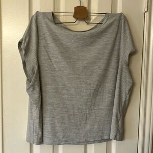 Old navy work out T-shirt sz. xl